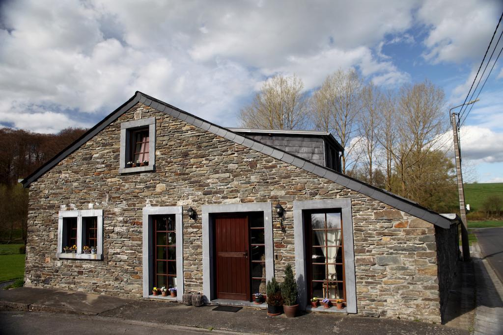 Une Parenthese En Ardenne Nollevaux Rom bilde